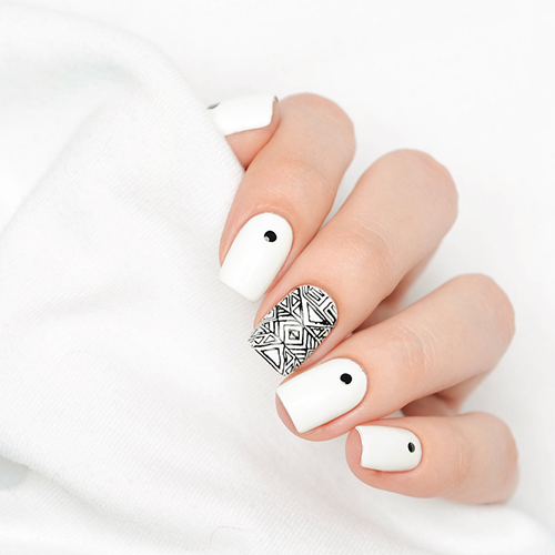 NAIL ENHANCEMENT